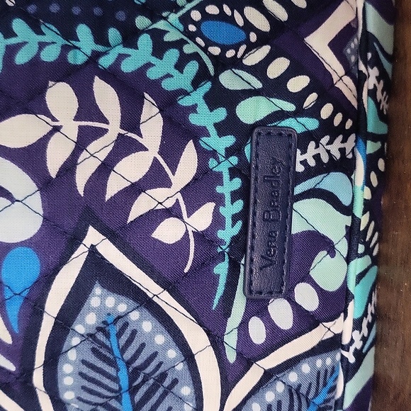 Vera Bradley Small Crossbody Quilted Bag - Picture 2 of 10